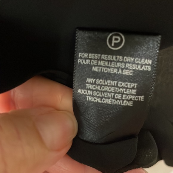 Halston Heritage Black Silk/Viscose Top size XS - Picture 9 of 9